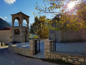 Η πλατεία του Γαρδικίου