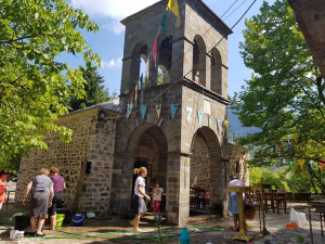 Αρχιτεκτονική, ναοί και το μοναστήρι του Γαρδικίου